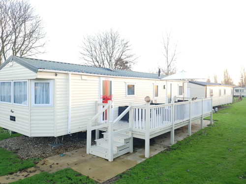 Butlins skegness mon apr 6th - butlins,