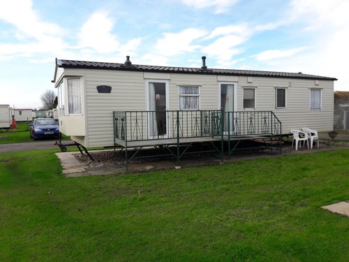 Berth caravans for - berth, hire