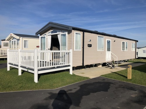 Luxury berth caravan - luxury, hire